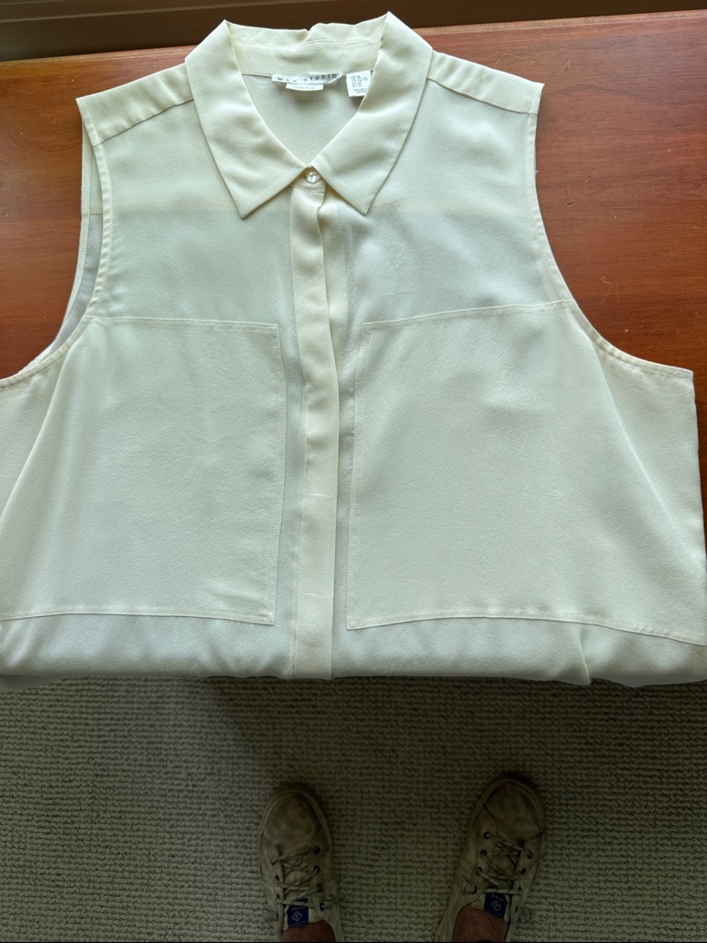 Ivory color Max Studio Sleeveless Silk Button-Down Tunic Blouse - Picture 4 of 6